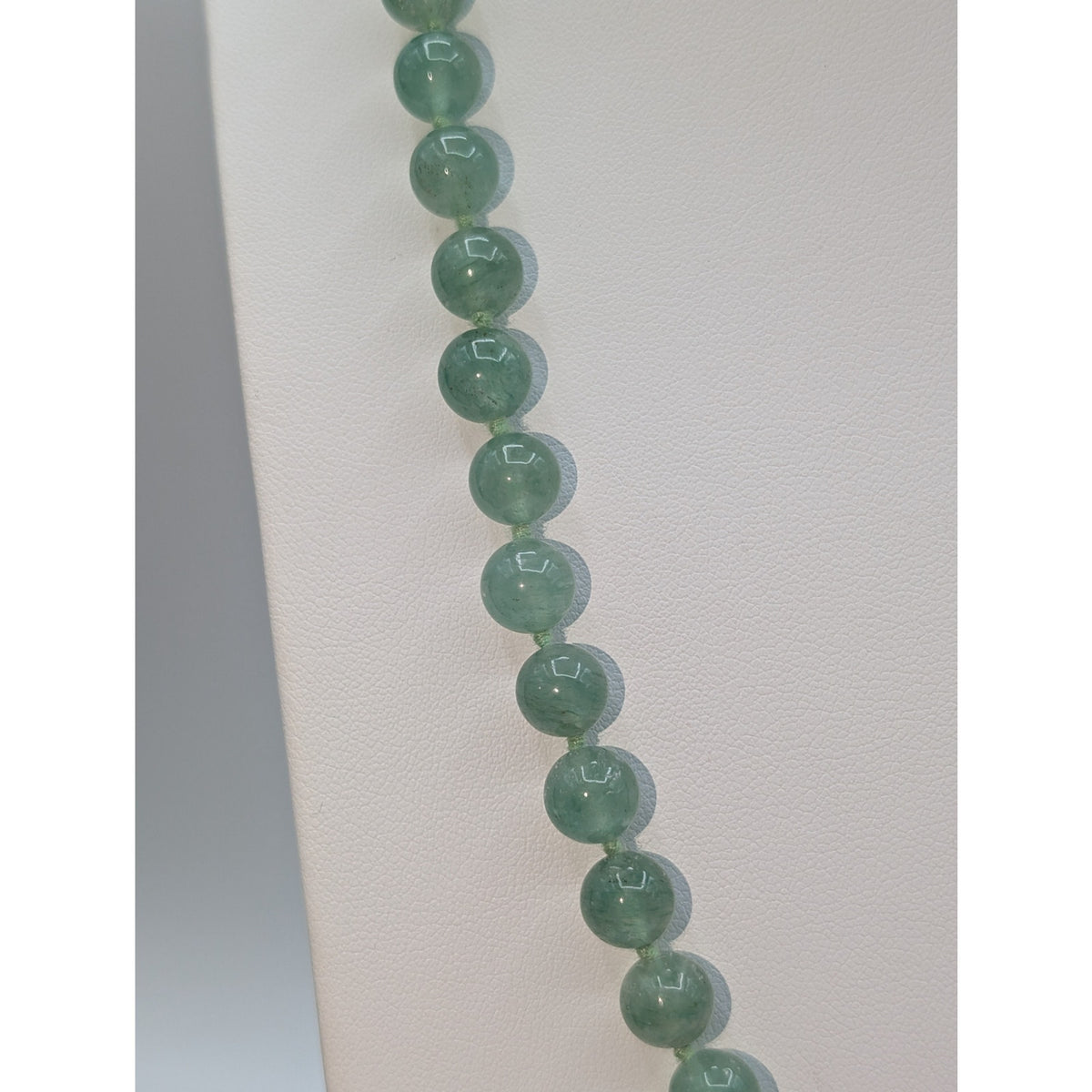 Vintage 14K Gold Filled Semi-Precious Green Stone Hand-Knotted Bead 24" Necklace