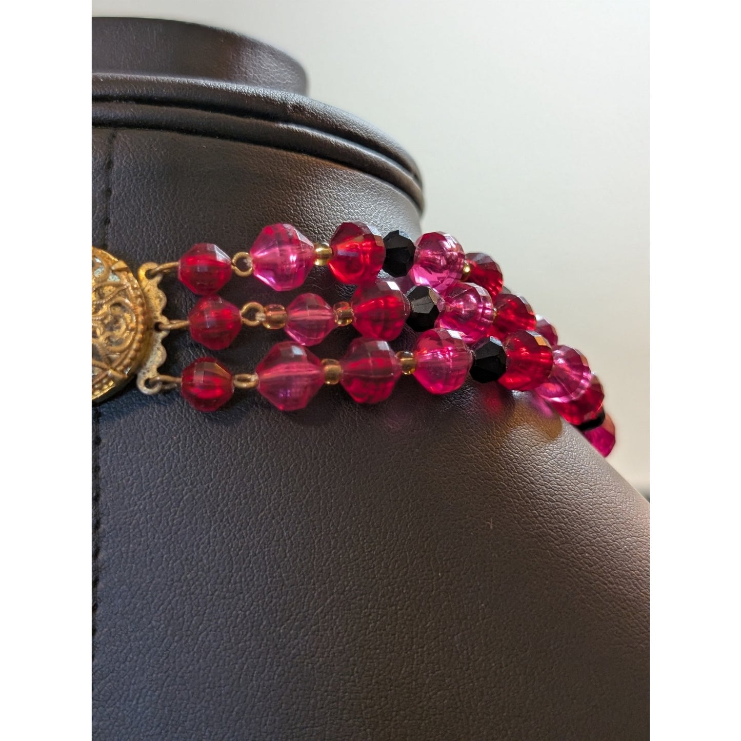 VTG Signed Western Germany Pink Gray Faceted Three Strand Acrylic Bead Necklace
