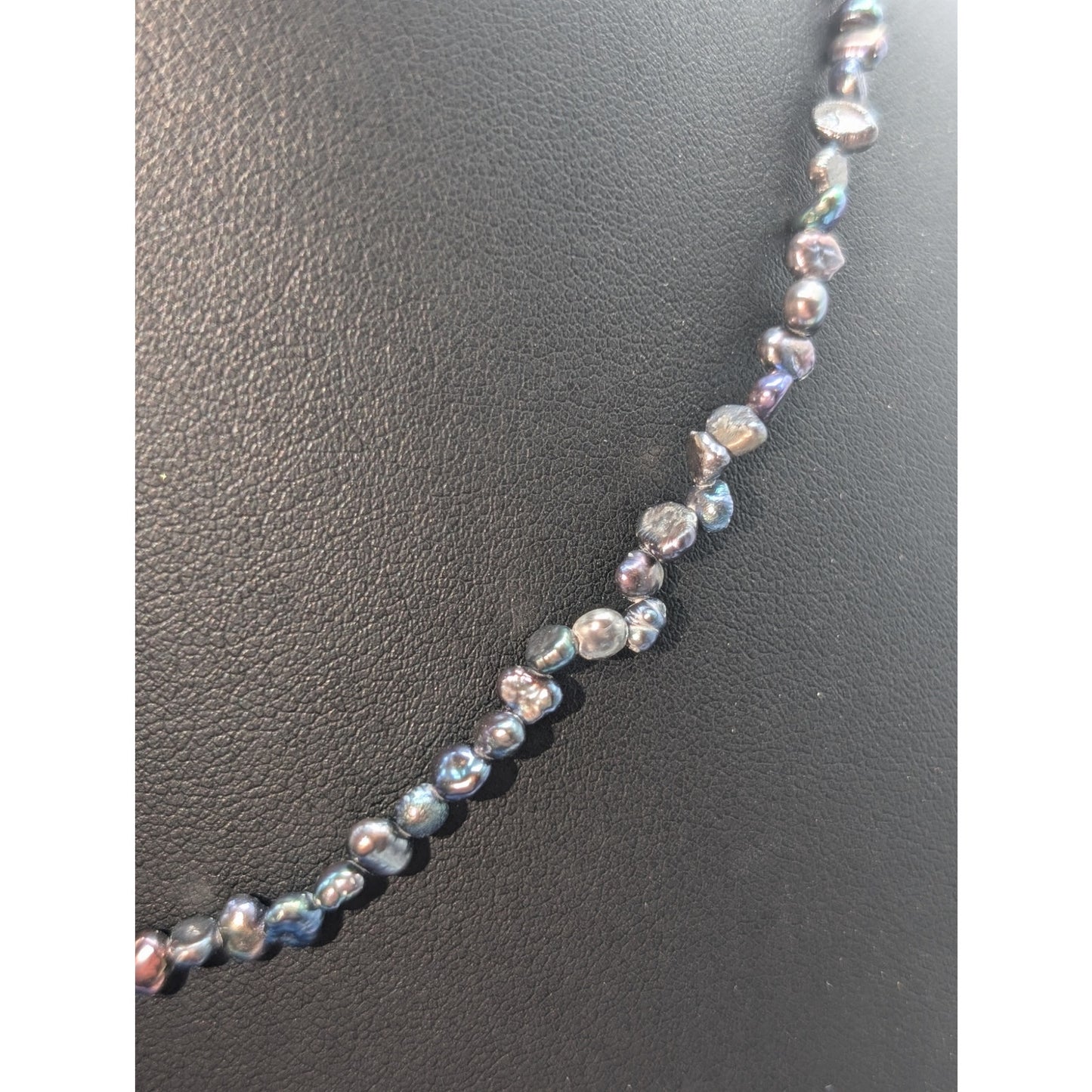 VINTAGE Freshwater Peacock Irregular Shape Tiny Pearl Bead Clasp 17" Necklace