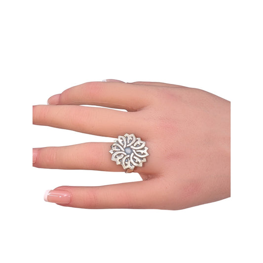 925 Sterling Silver Celtic Flower Ring Size 6.5