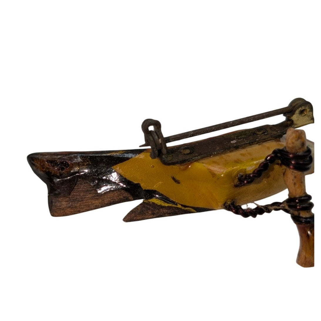 Takahashi Vintage 1950-60s Art and Woodcraft Handmade Goldfinch Pin.