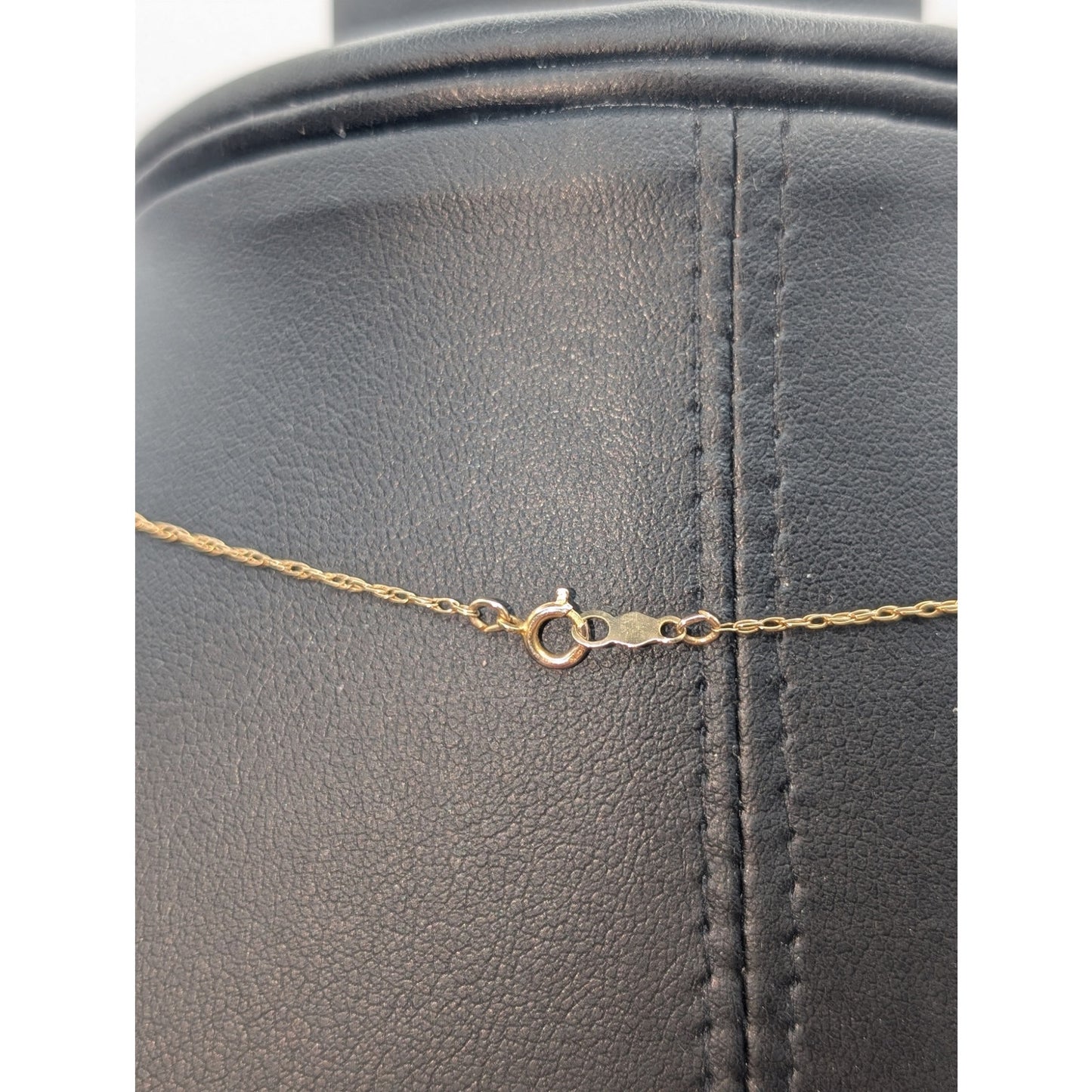 VTG 14K Marked & Tested Black Gemstone Pendant on 14K Yellow Gold Chain Necklace