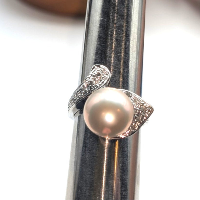 Italian Designer Boccati Sterling Silver Diamond & Pearl By Pass Ring Size 7.25