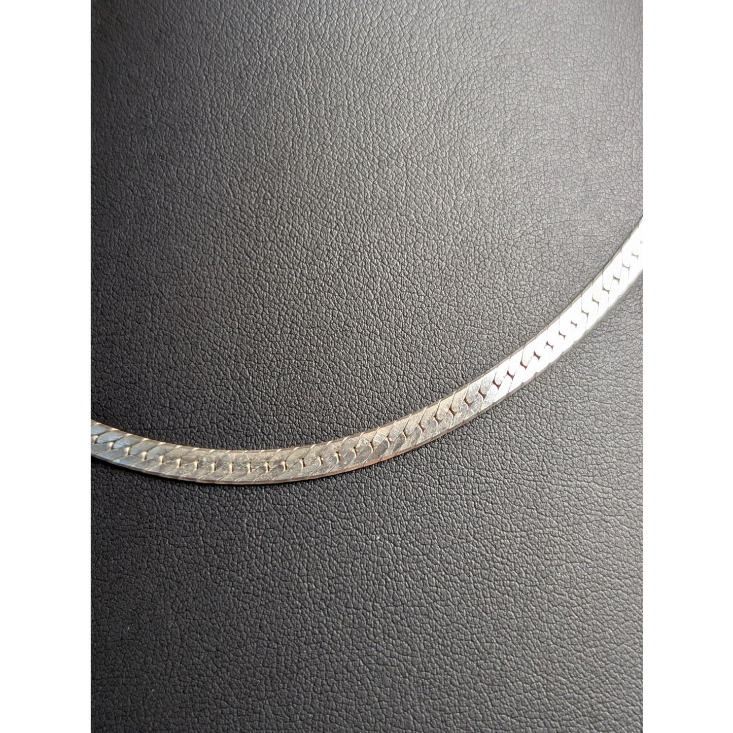 VTG 925 Italy Sterling Silver 4mm Herringbone 20" Chain W/ Lobster Claw Clasp