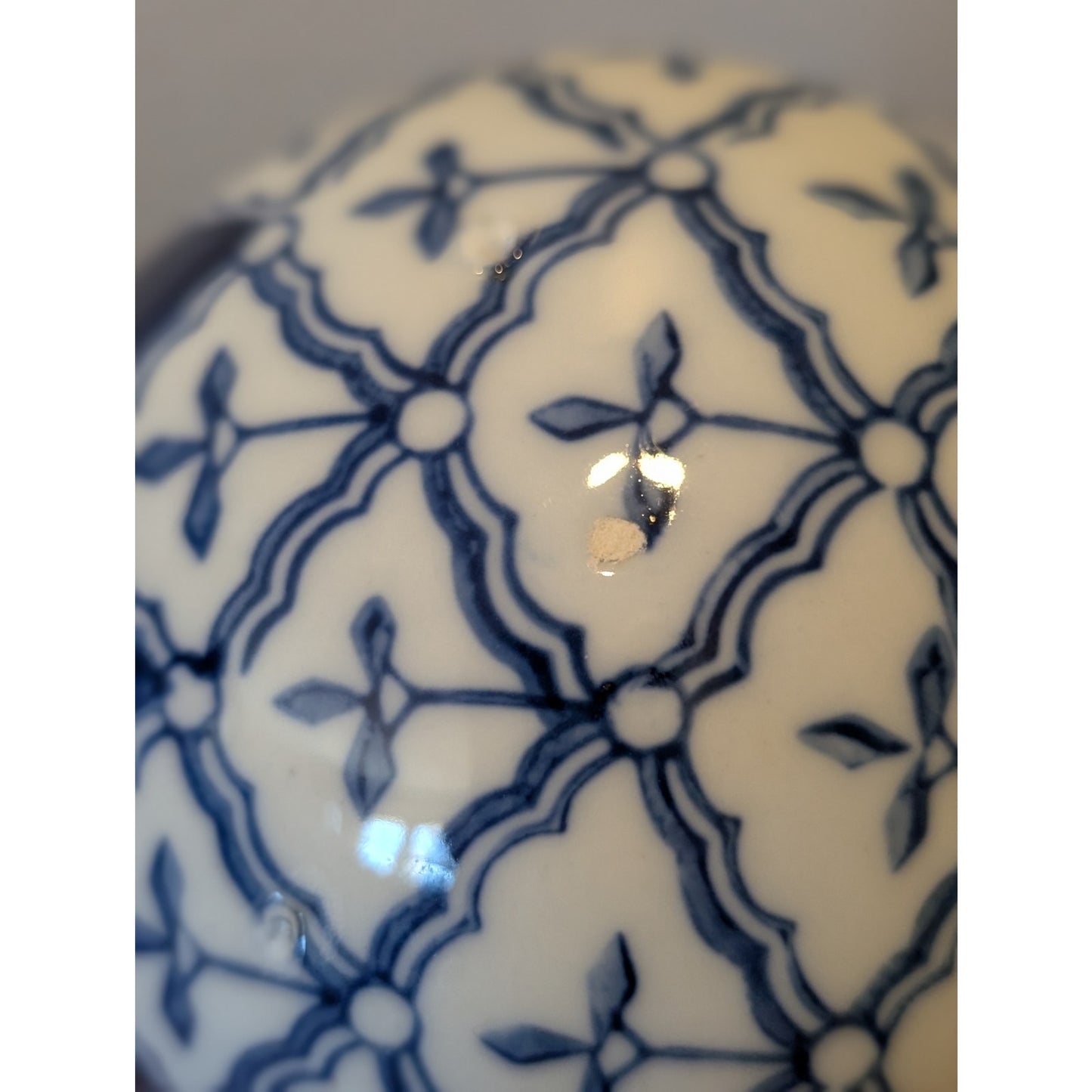 Vintage Blue & White Chinese Porcelain Chinoiserie Carpet Ball