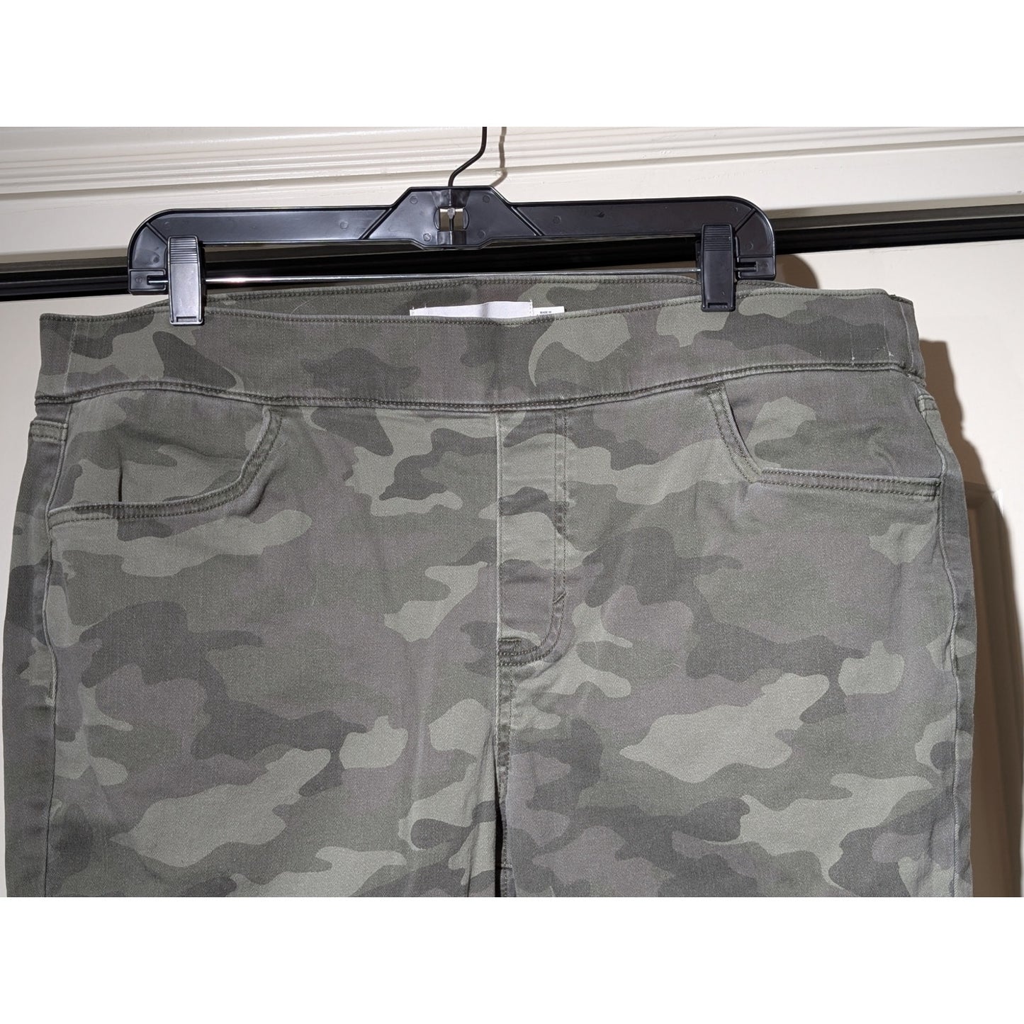 Sonoma Goods for Life Olive Camo Pull On Cotton Stretch Pant Women's Size 16W