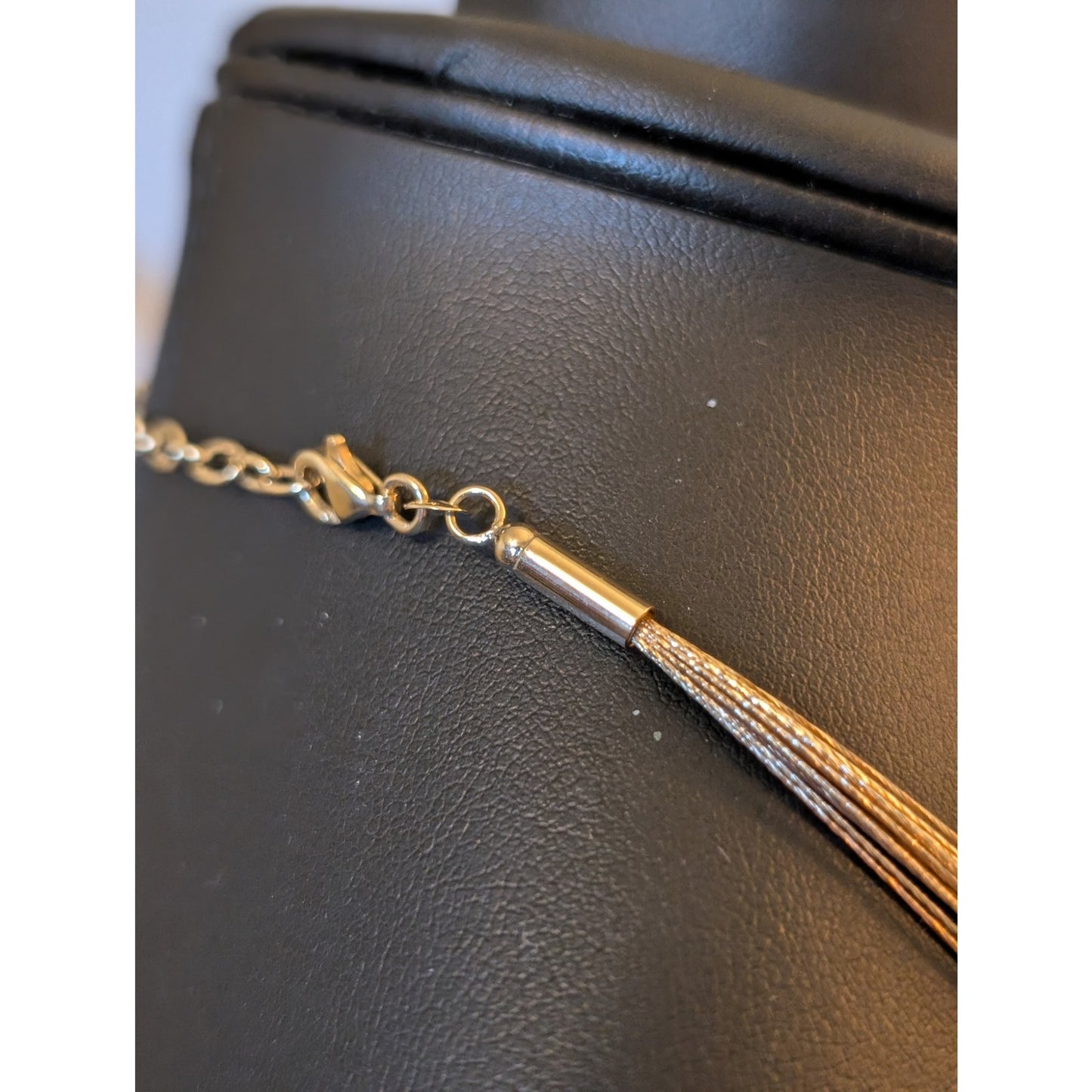 14k Multi-Strand Gold Flex Wire Pearl Enhanced Collar Necklace Approx. 10.86g