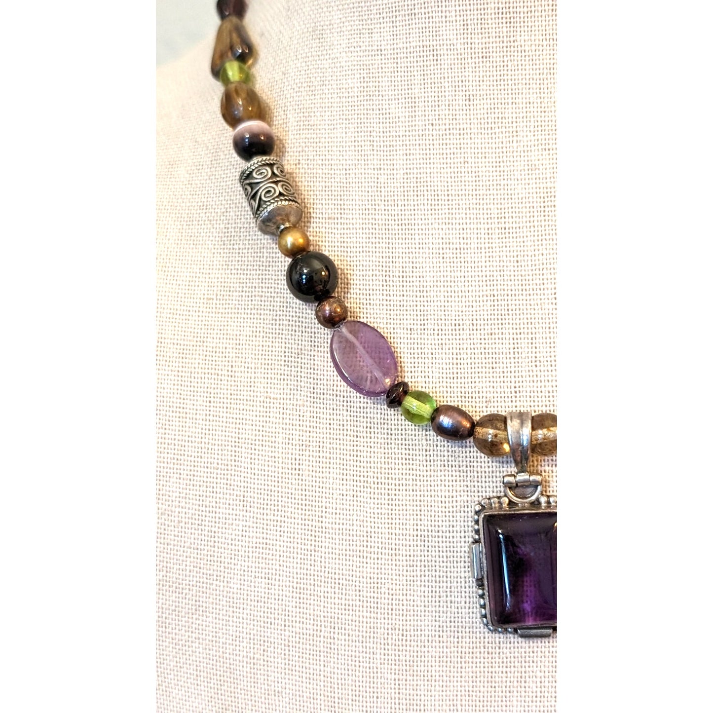 Amethyst Pearl Art Glass Cat's Eye 925 Bali Bead Necklace W/ Amethyst Pendant