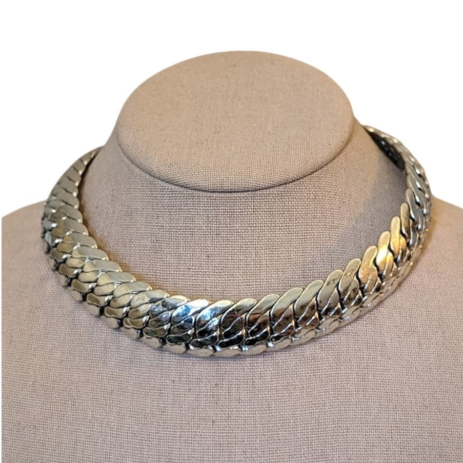 Vintage 1" Wide Silver Tone Hook Clasp Choker