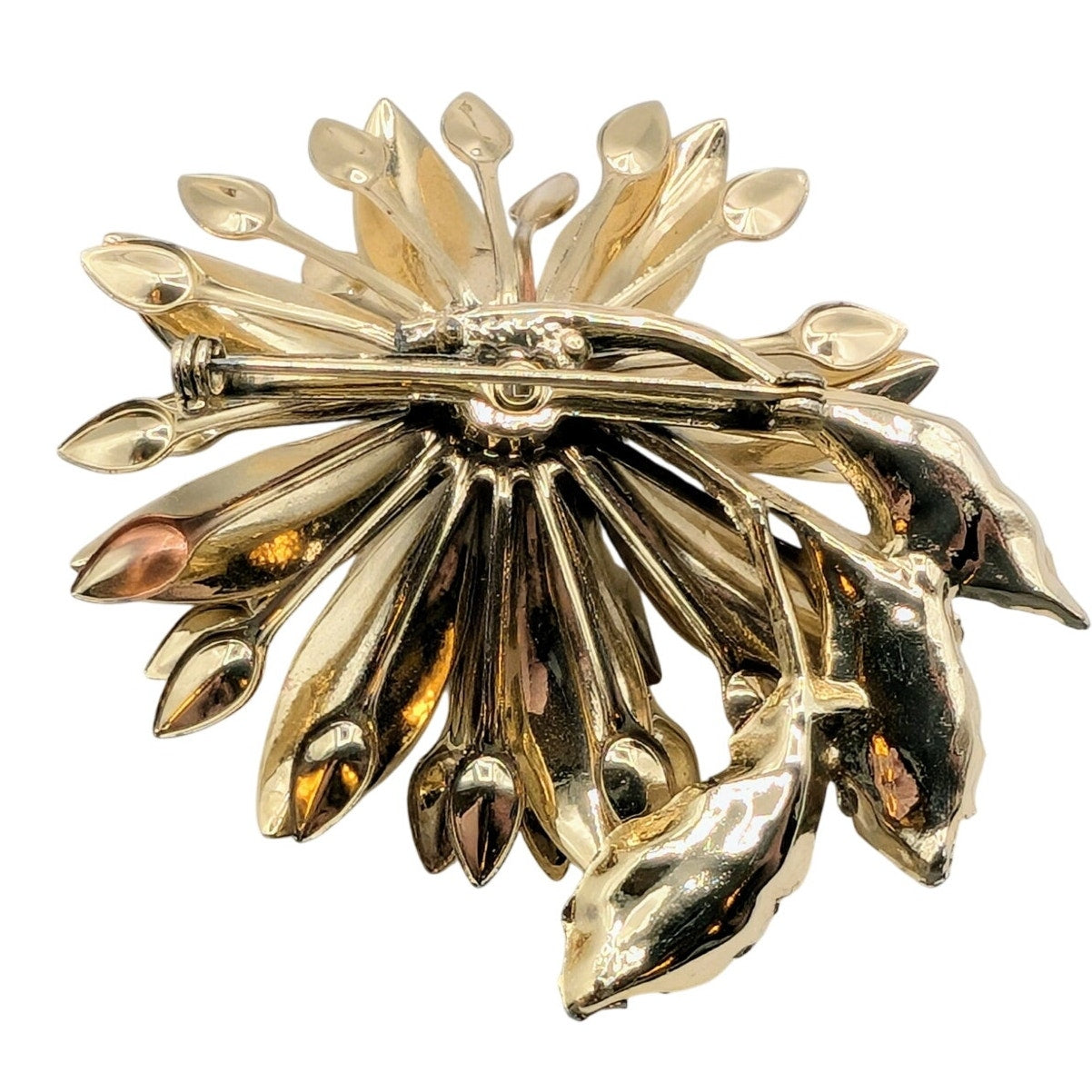 Vintage 60s 70s Brushed Gold Tone Faux Pearl 3D Flower Brooch