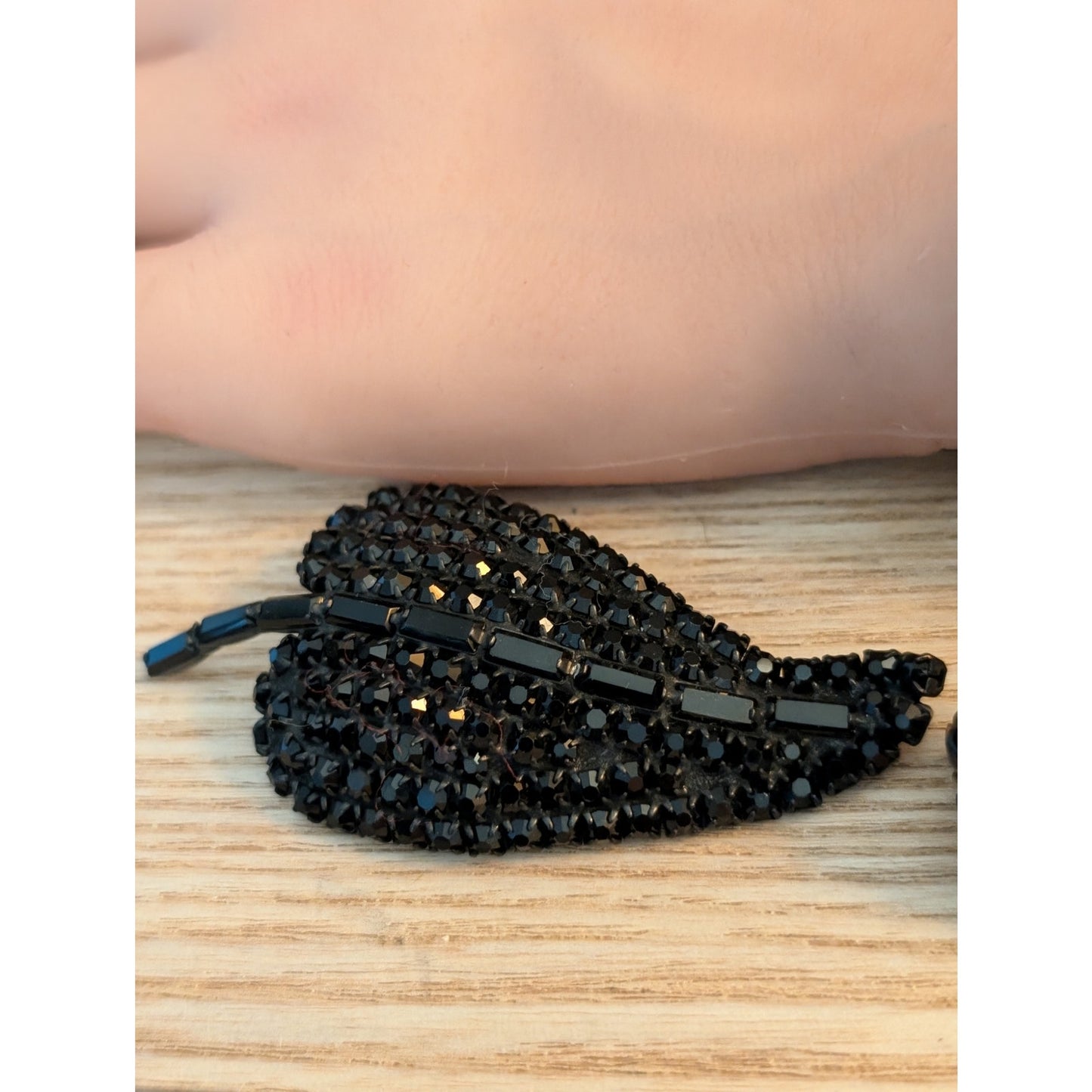 Vtg Three Pc Black Crystal Glass Beaded Leaf Brooch Button Earrings & Bracelet