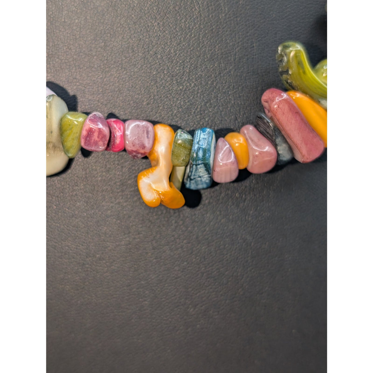 Multi-Color Shell Stone Chip Bead 17"-19" Necklace