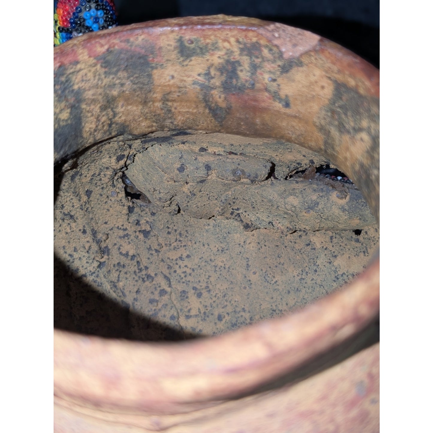 Hand Beaded Folk Art Made by Huichol Indians Lizard Clay Pot Chip on Rim