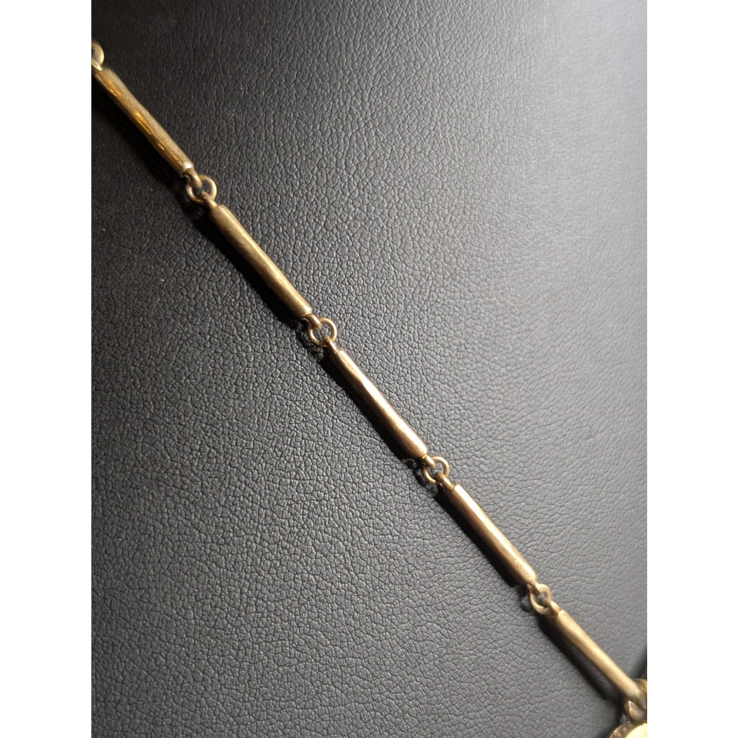 Vintage LIZ CLAIBORNE LC Antiqued Gold Tone Medallion Pendant Bar Chain Necklace
