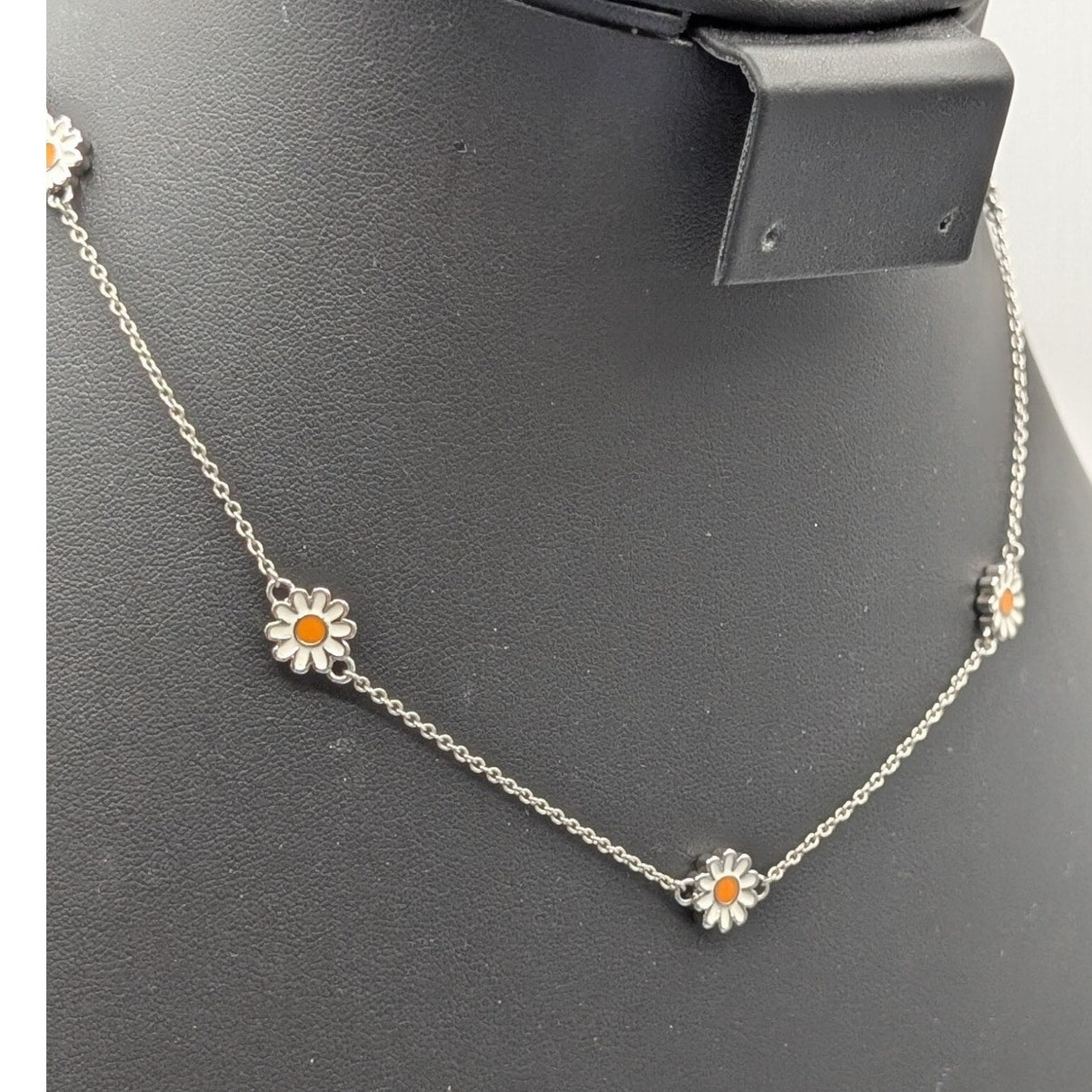Pura Vida Daisy Silver Tone 14.5"-16.5" Necklace