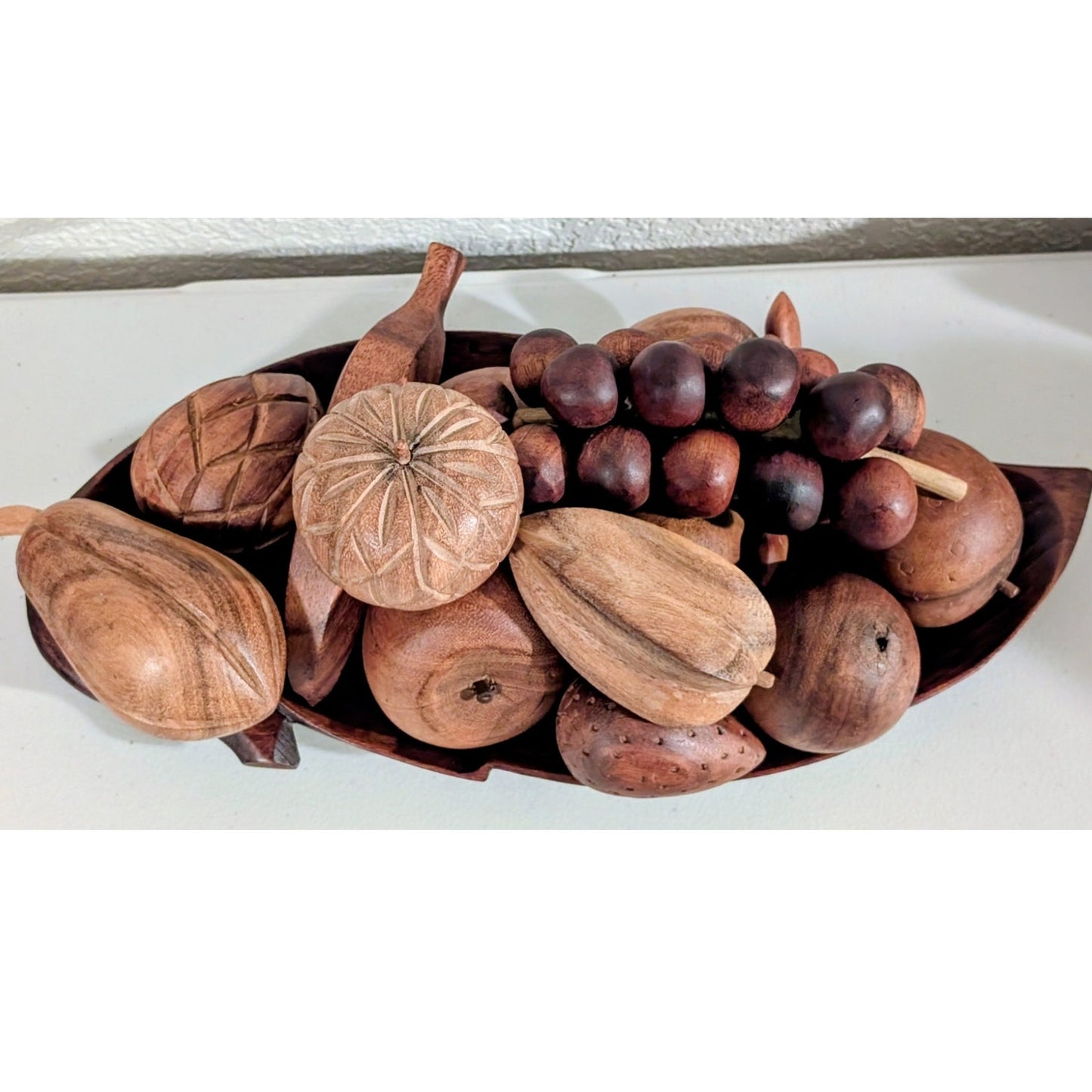 Vintage 1960s MCM 14-Piece Hand-Carved Monkey Pod Wooden Fruit Leaf Bowl Plate