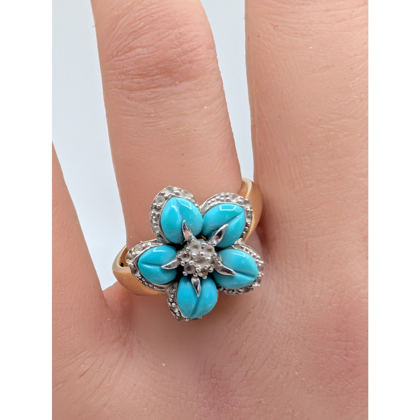 14KT Yellow Gold Carved Turquoise & Diamond Flower Ring Size 9.5