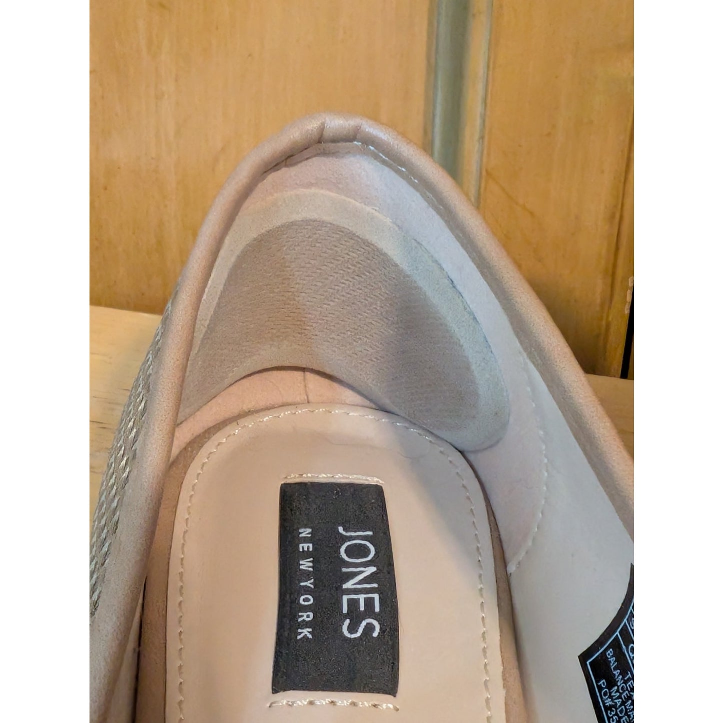 Jones New York Women's Qenall Tan Pointed Toe Flat Slip On Loafer Flat Size 8.5