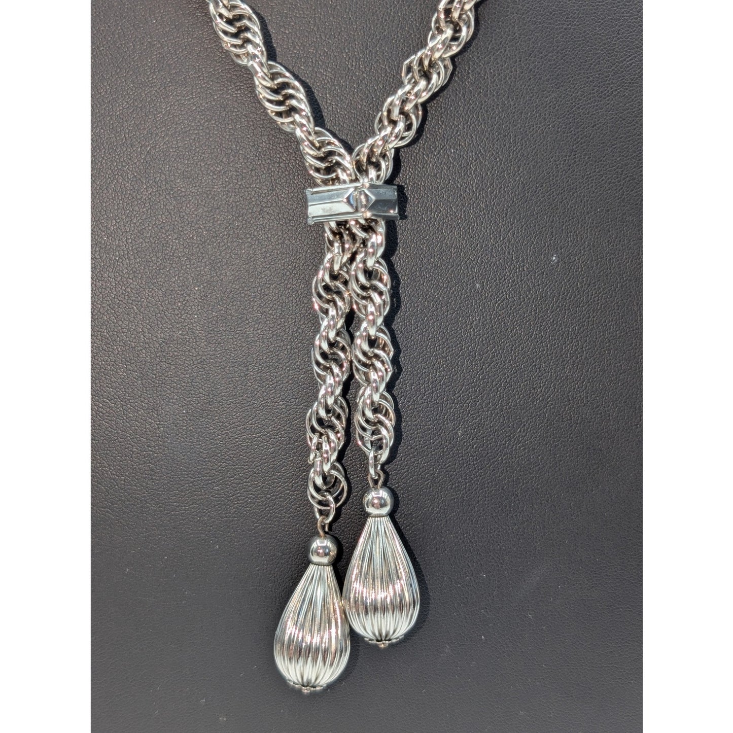 VTG Silver Tone Thick Rope Chain Slide Lariat Teardrop Dangles 27" Necklace