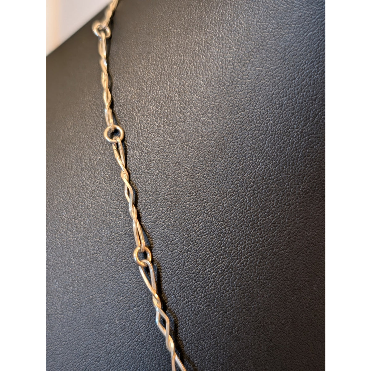 VTG 925 Black Stone Marcasite Flower Pendant on 925 Israel Fancy Chain Necklace