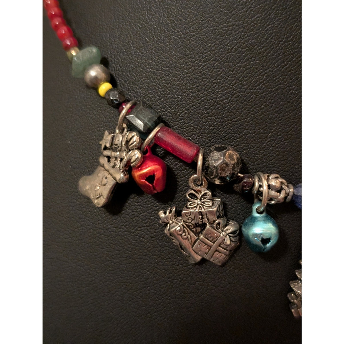 Vintage Christmas Beaded Dangling Charm Wire Choker Necklace