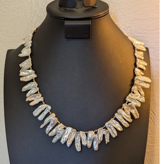 Hand-knotted Gold Tone Toggle Clasp Keshia Pearl 23" Necklace