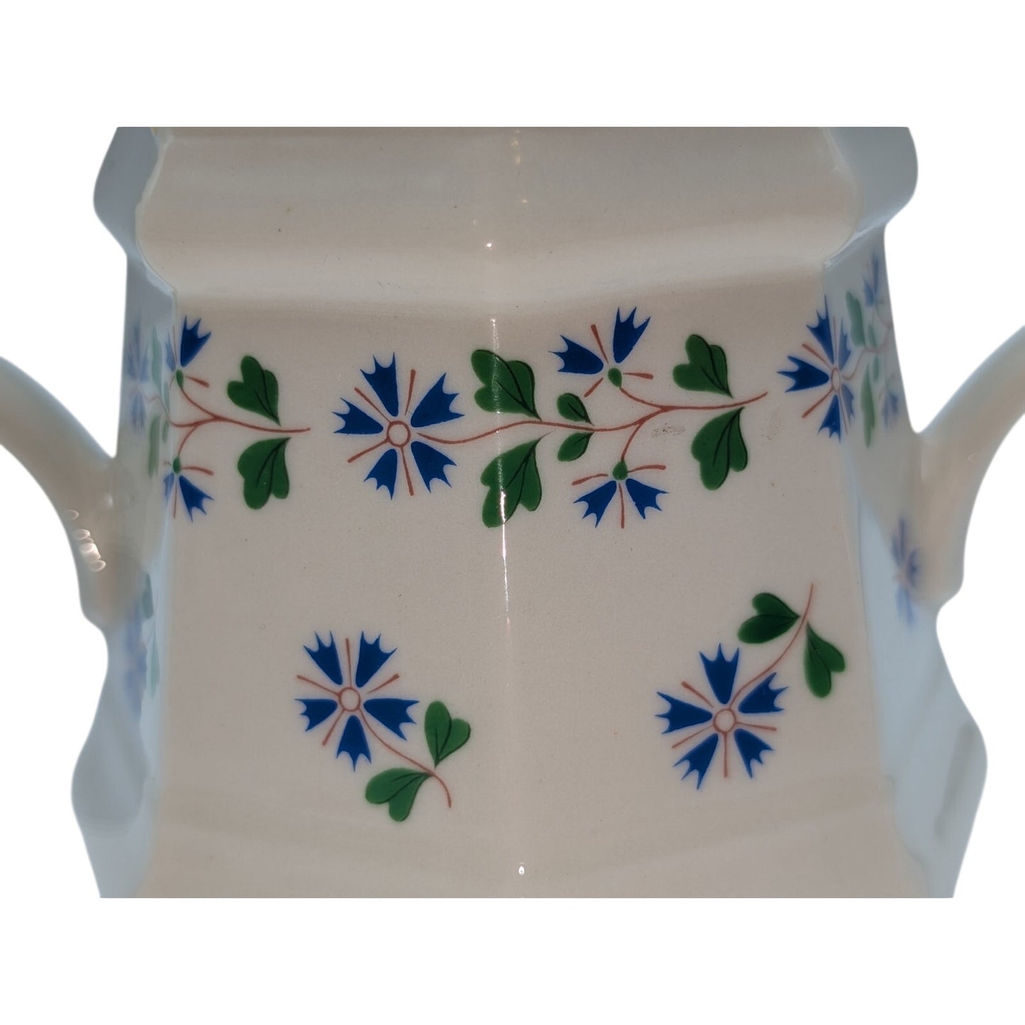Iroquois 'Periwinkle' Museum China Henry Ford Museum Sugar W/ Lid