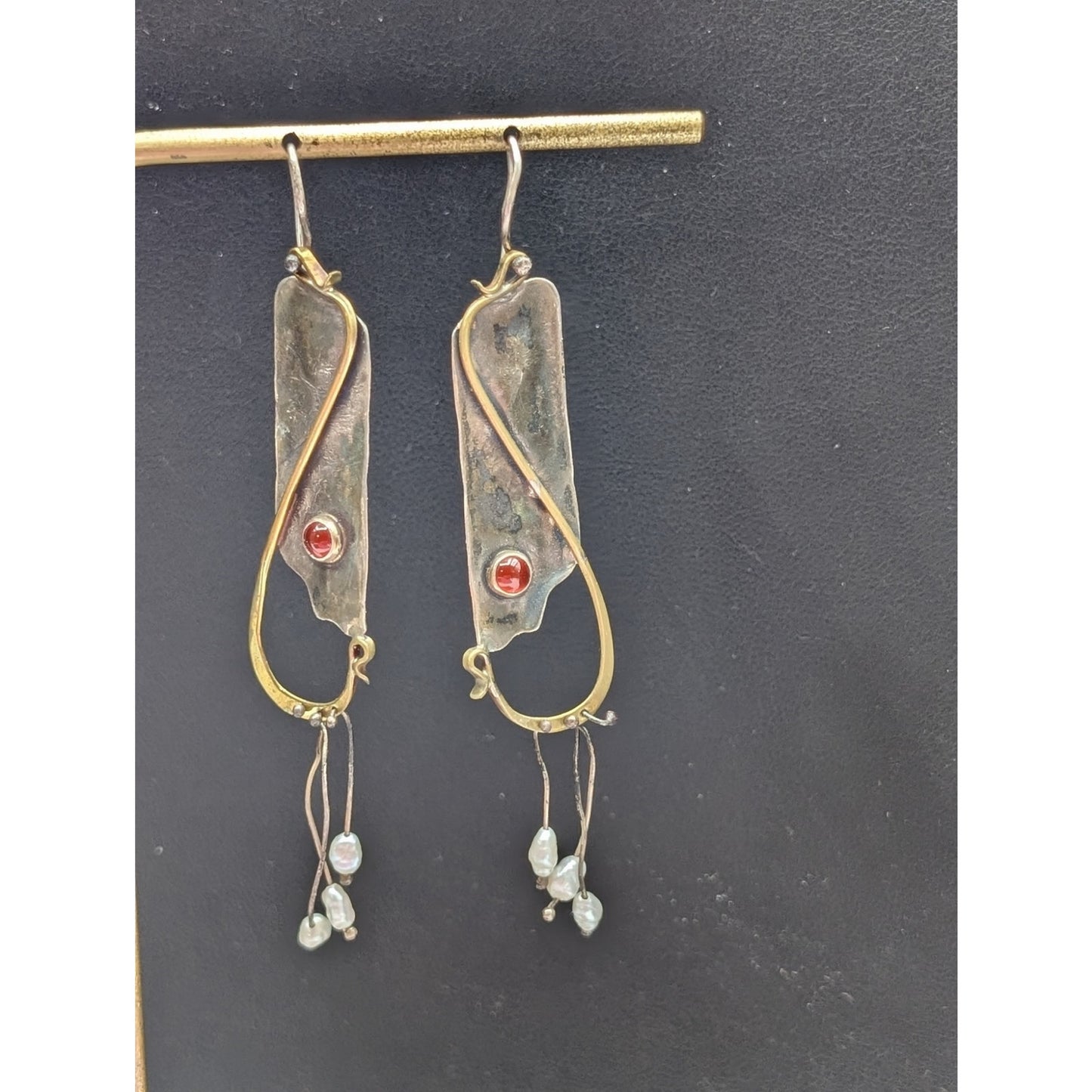 Vtg Sterling Brass Carnelian Stone & Freshwater Pearl Dangle Artisan Earrings