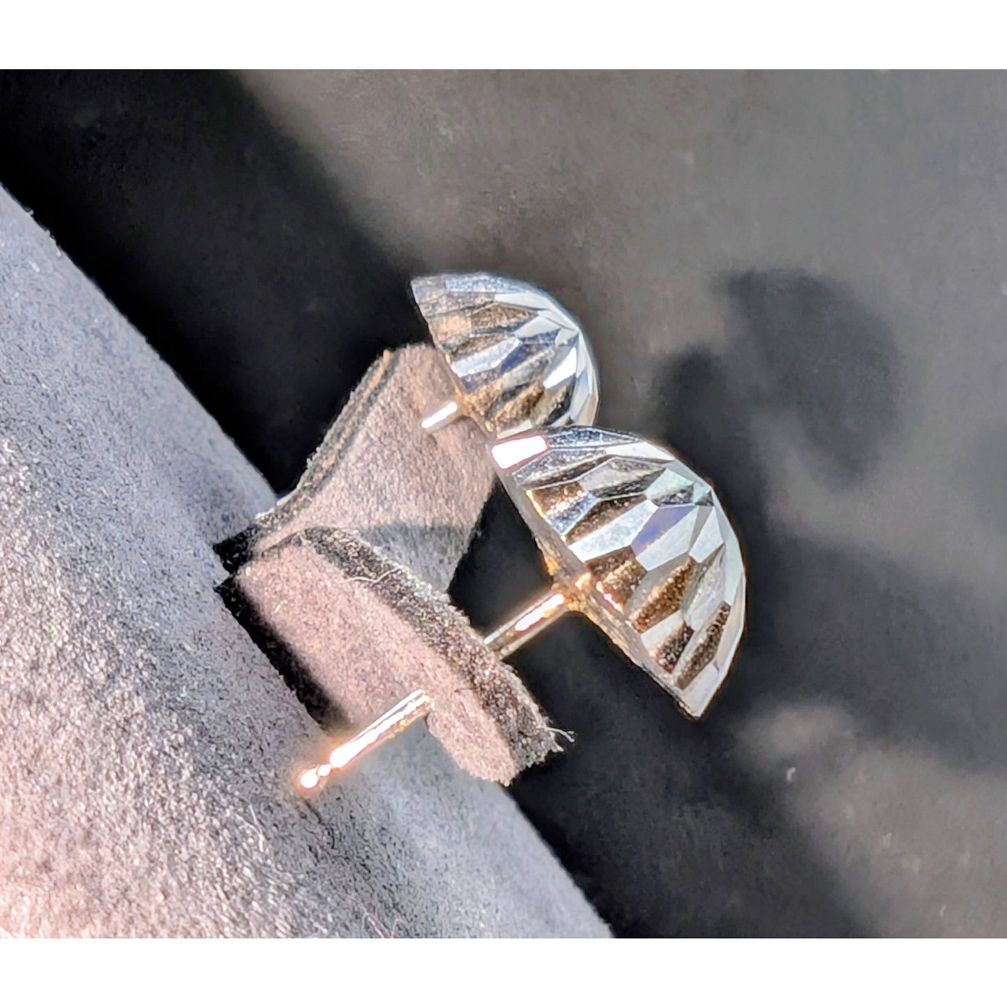 14k White Gold Diamond Cut Half Ball Stud Earrings Approx. 10mm