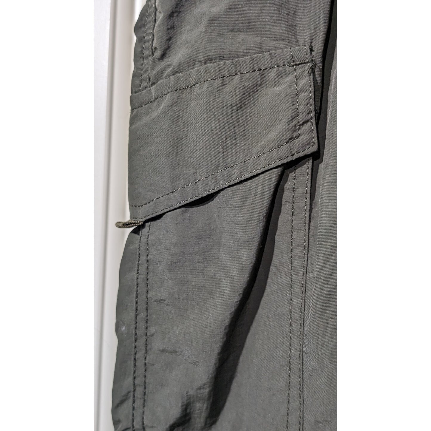 Womens Legendary Since 1941 Olive Nylon Cargo Pants Sz 3XL (More like L-XL)