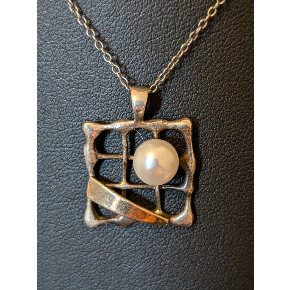 Vintage Modernist 14K 925 Open Basketweave Floating Pearl Pendant Necklace