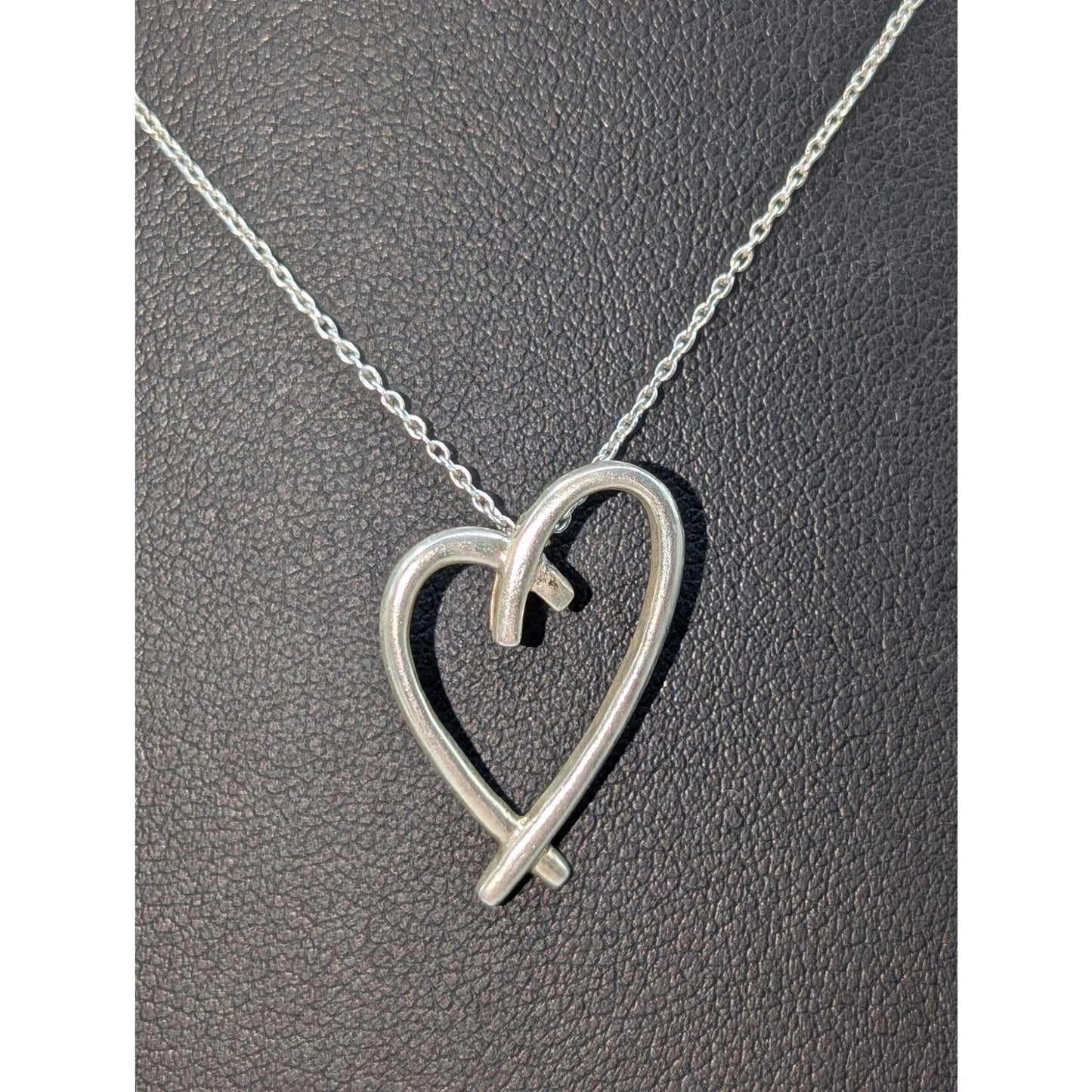 925 Italy Sterling Silver Floating Heart Pendant Chain Necklace
