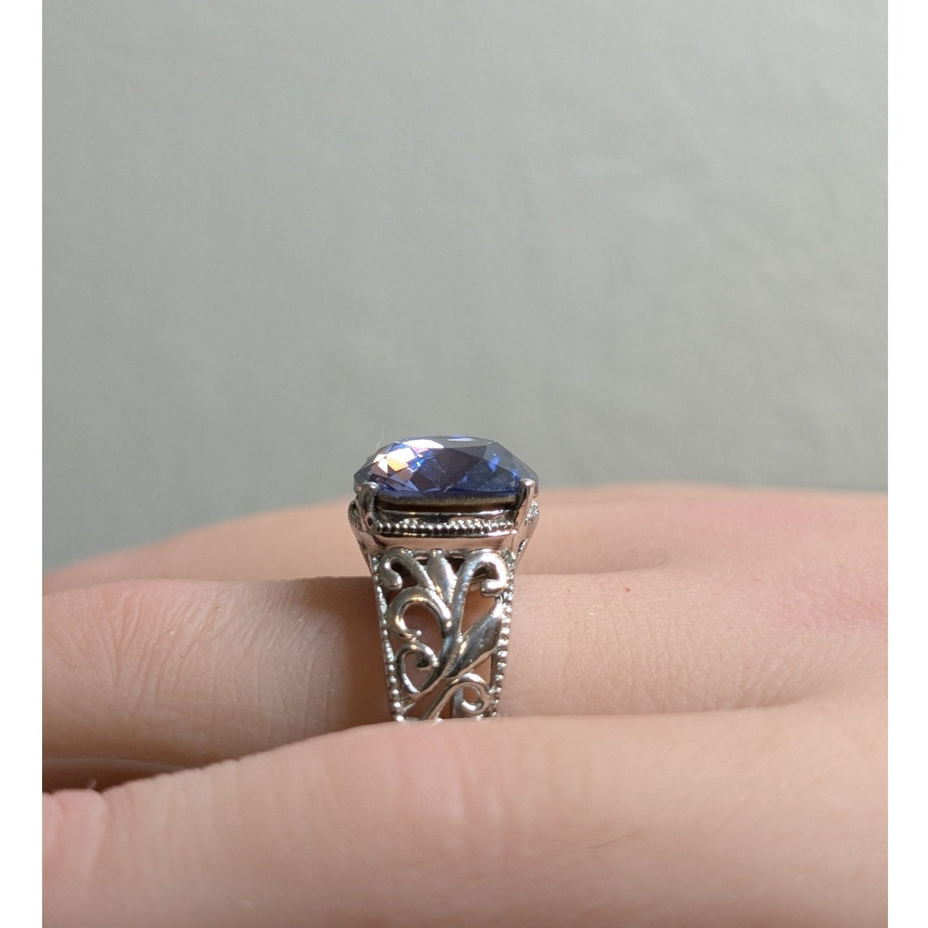 STS Karis Silver Tone Filigree Tanzanite CZ Statement Fashion Ring Sz 6.75