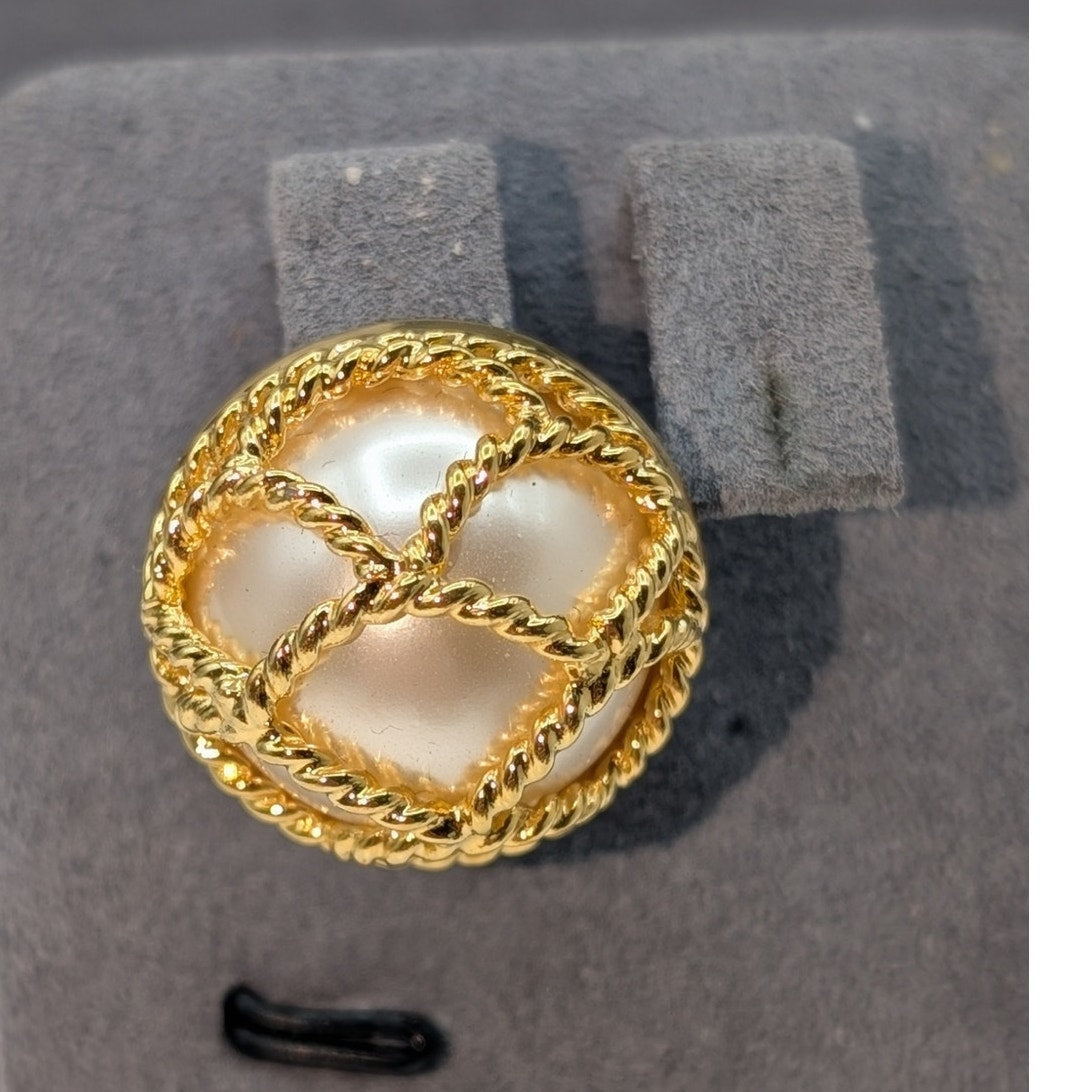 Single Joan Rivers Gold Tone Twisted Rope Cage Faux Mabe Pearl Pierced Earring