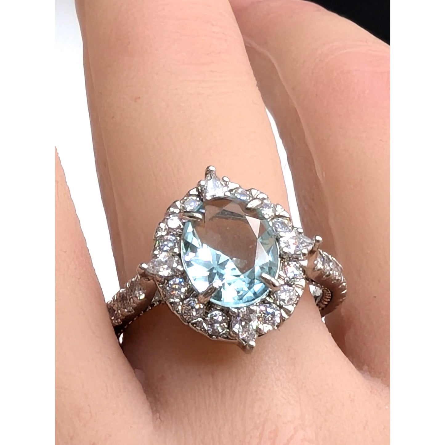 Home Party Light Blue Center Stone & Clear Halo CZ Silver Tone Ring Sz 9