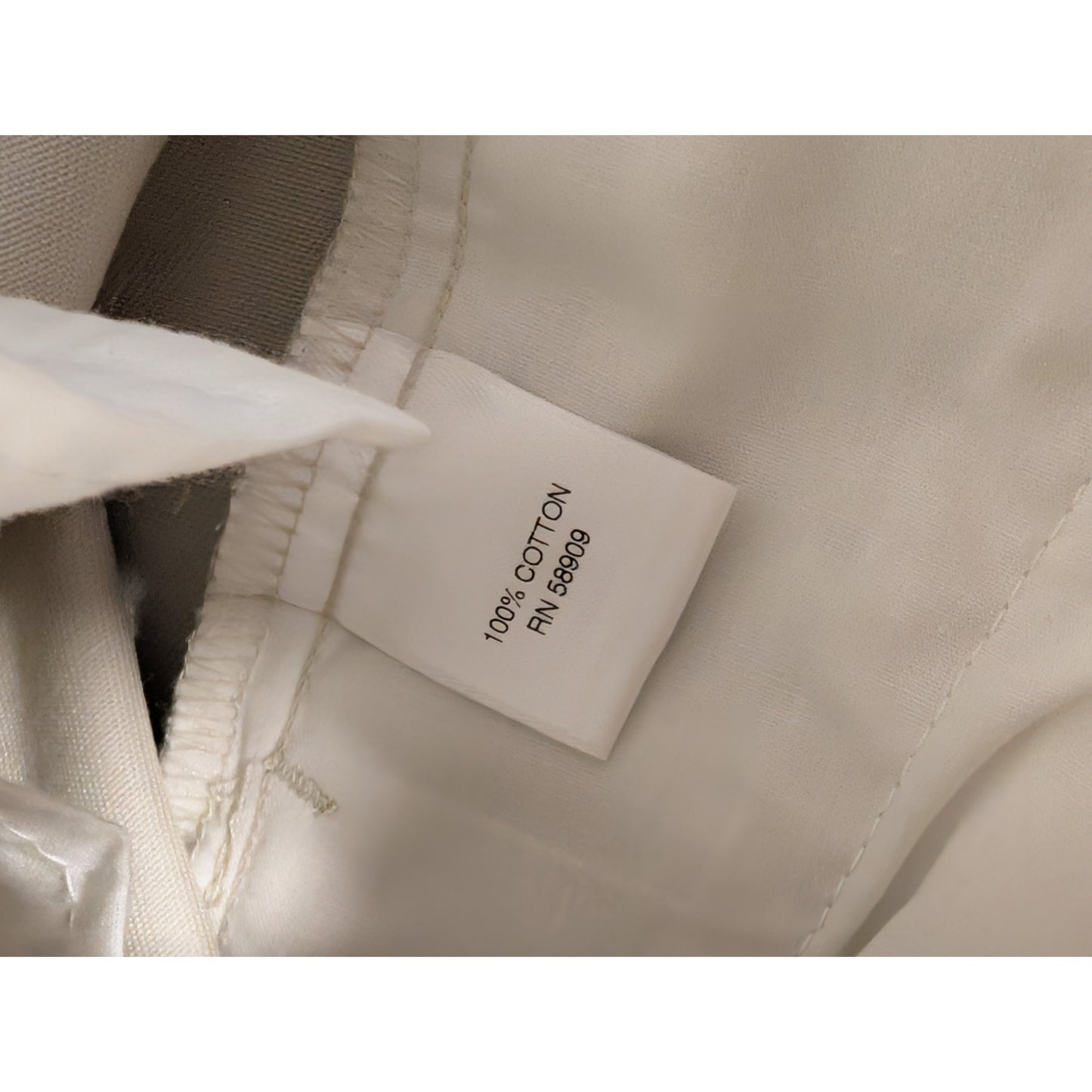 Roundtree & Yorke NWT Travelsmart Stone Flat Front Washed Chino Shorts 34