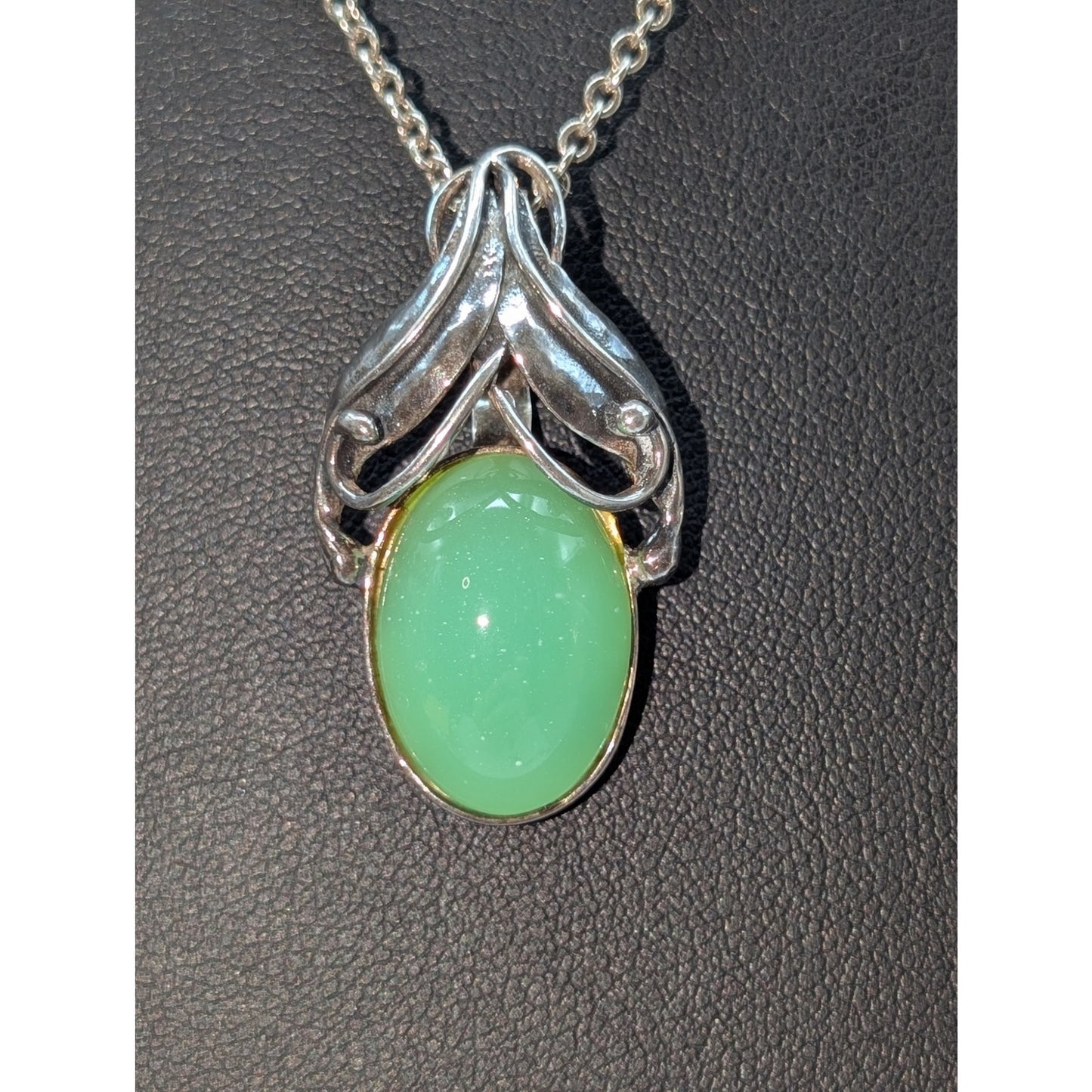 Vintage Sterling Silver Green Cabochon Pendant 18.5" Chain Necklace