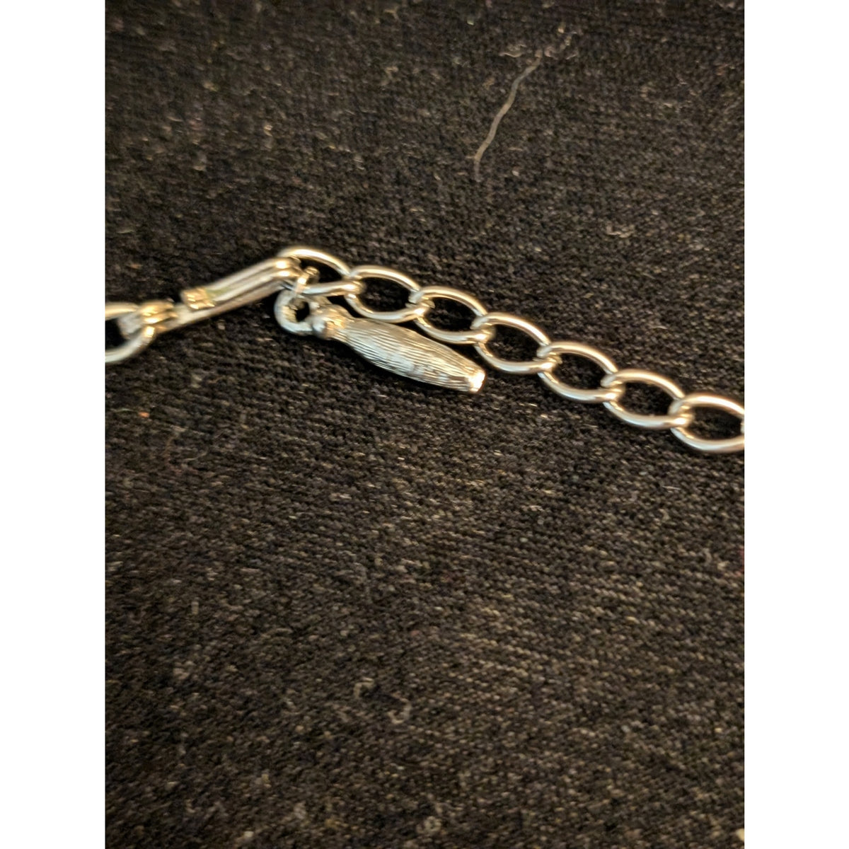Vintage 60s Silver Tone Stretchy Omega W/ Hook Clasp 16"-22" Necklace