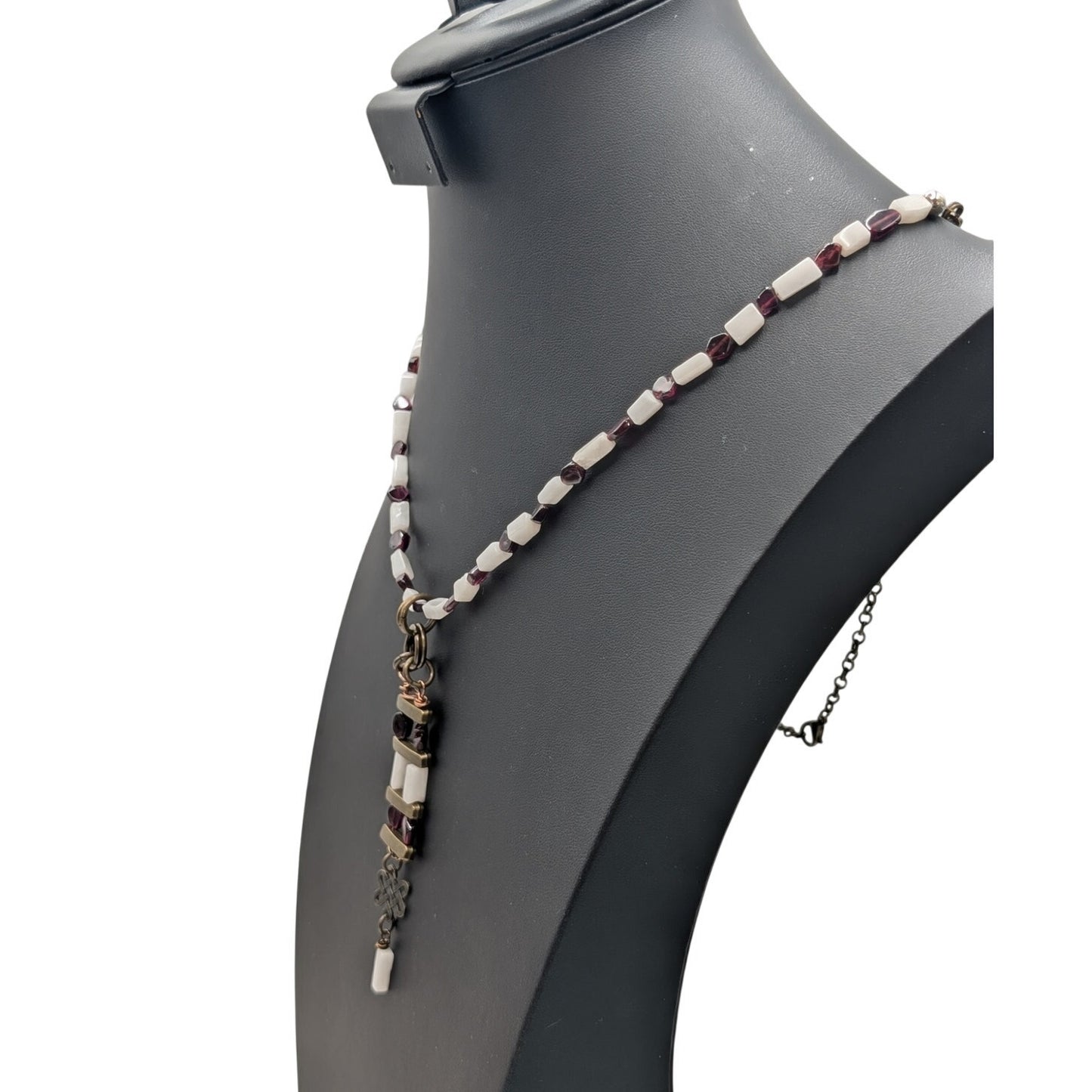 Round Garnet & Elongated Quartz Bead Bronze Tone Metal 4" Pendant 30" Necklace