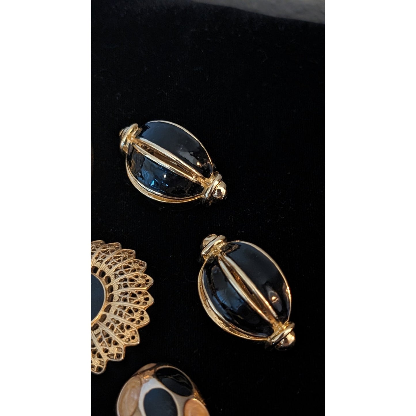 Vintage Five Pair Substantial Clip On Gold Tone Metal Earring Lot