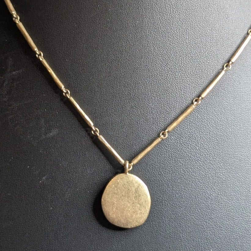 Vintage LIZ CLAIBORNE LC Antiqued Gold Tone Medallion Pendant Bar Chain Necklace