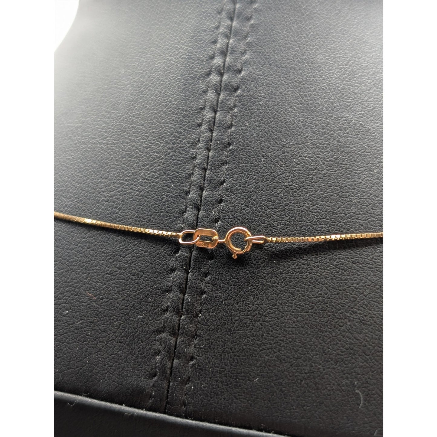 Vintage 14K Yellow Gold Box Chain Necklace 1.41g