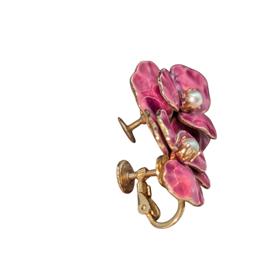 Vintage Accessocraft NYC Enamel Pansy Flower Screw/Clip On Faux Pearl Earrings