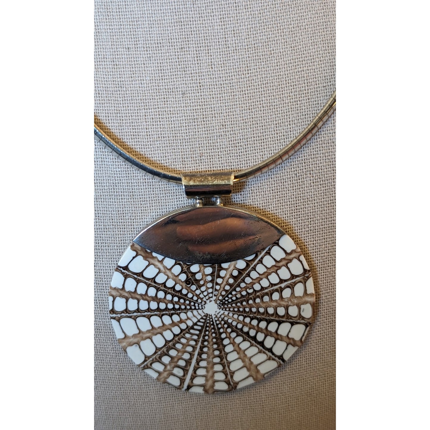 925 Sterling Silver 18" Omega Necklace W/ Nautilus Shell 925 Sterling Pendant