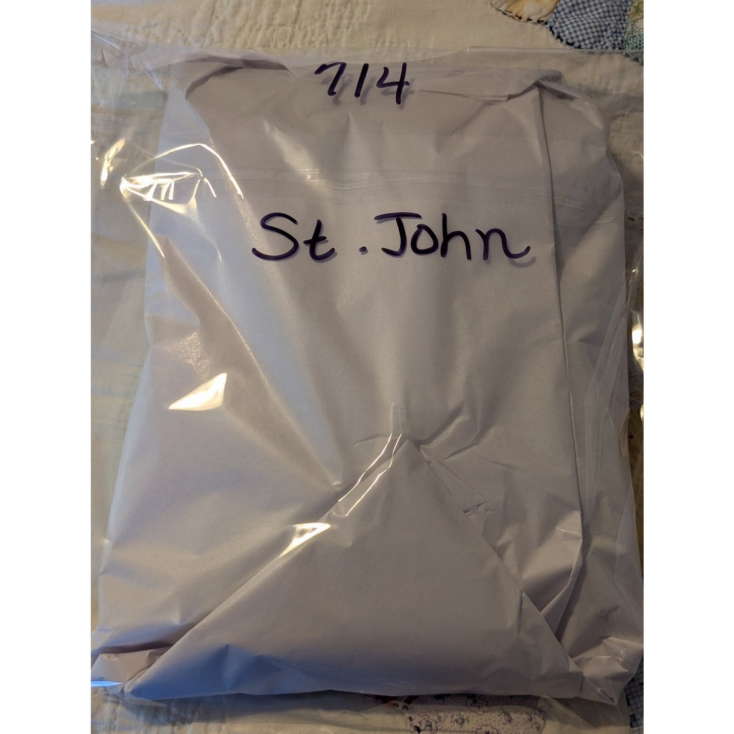 St. John Sportswear Logo By Marie Gray Navy Cream Star Logo Sleeve Sweater Sz S
