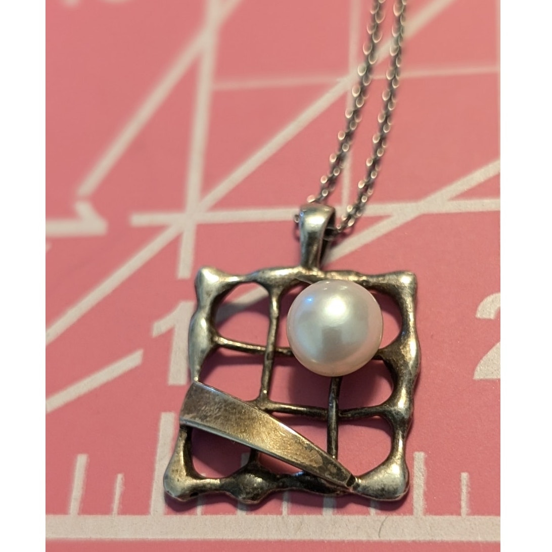 Vintage Modernist 14K 925 Open Basketweave Floating Pearl Pendant Necklace