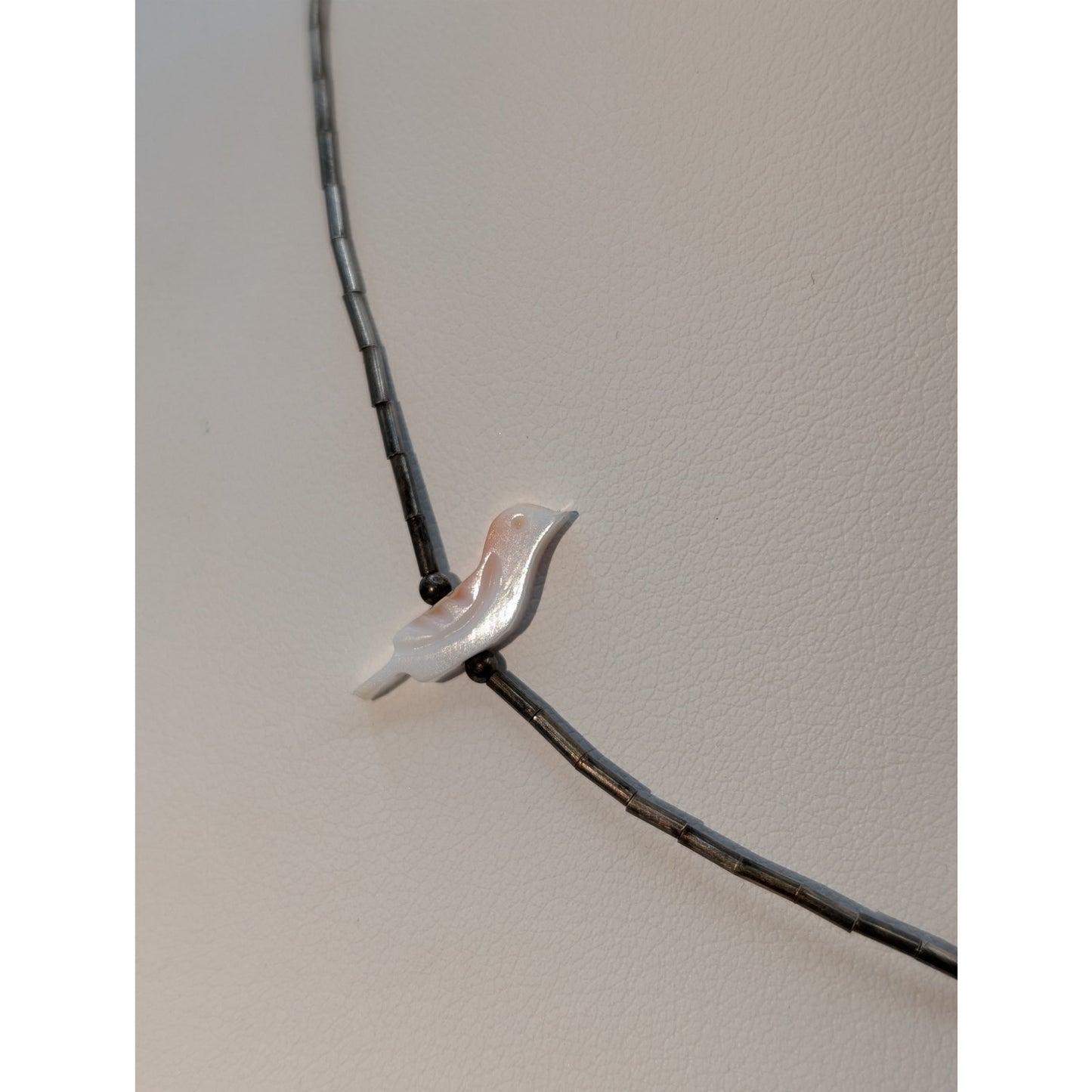 Vtg Liquid Silver Three Carved Bird Fetish 15.5" Choker Barrel Clasp Necklace