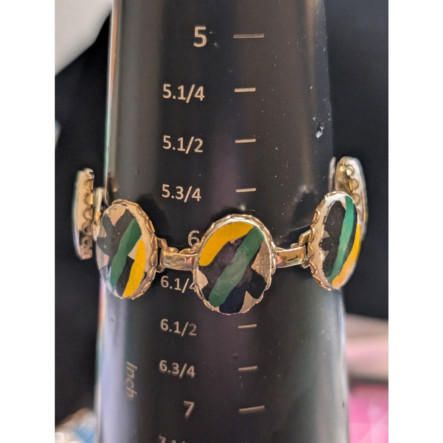 VTG 70s Tribal Print Cabochon Station Link Gold Tone Fold Over Clasp Bracelet