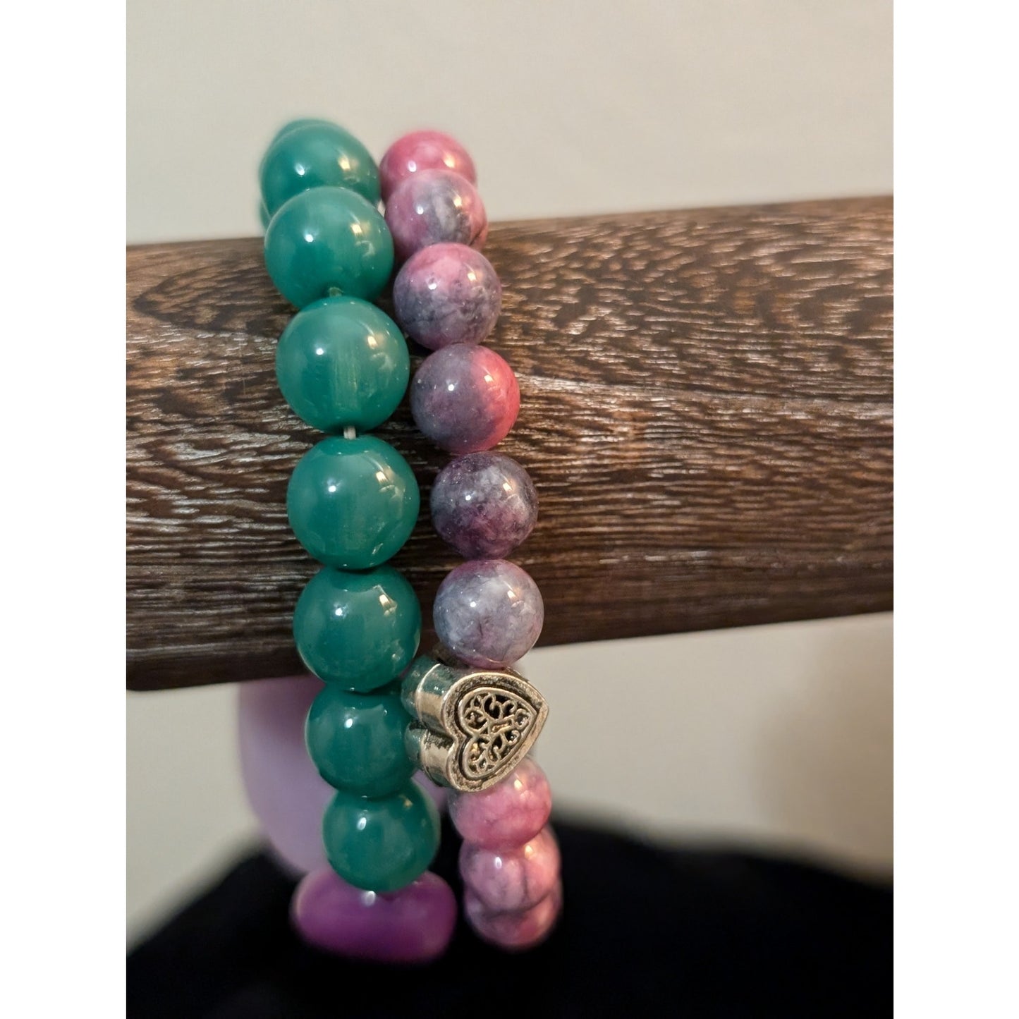 Green Glass Amethyst Bead & Amethyst Heart Bead Stretch Bracelet Lot