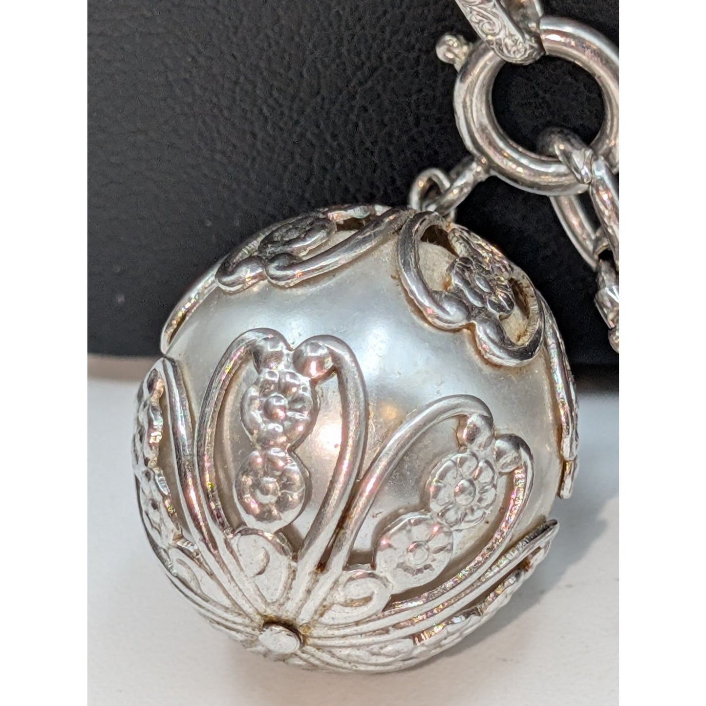 Vintage Sarah Cov 42" Silver Tone Textured Chain Link Ball Bead Belt Necklace